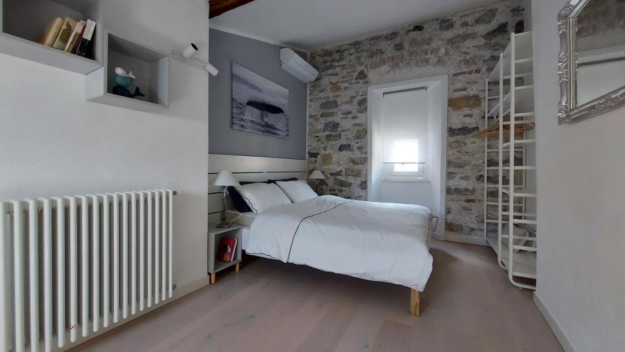 Whale Song Apartment - With Private Parking La Spezia Luaran gambar